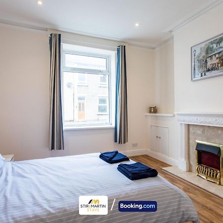 2 Bed Apartment By Stirkmartin Stays Short Lets & Serviced Accommodation Cardiff With Free Parking & 7Mins To City Centre Buitenkant foto