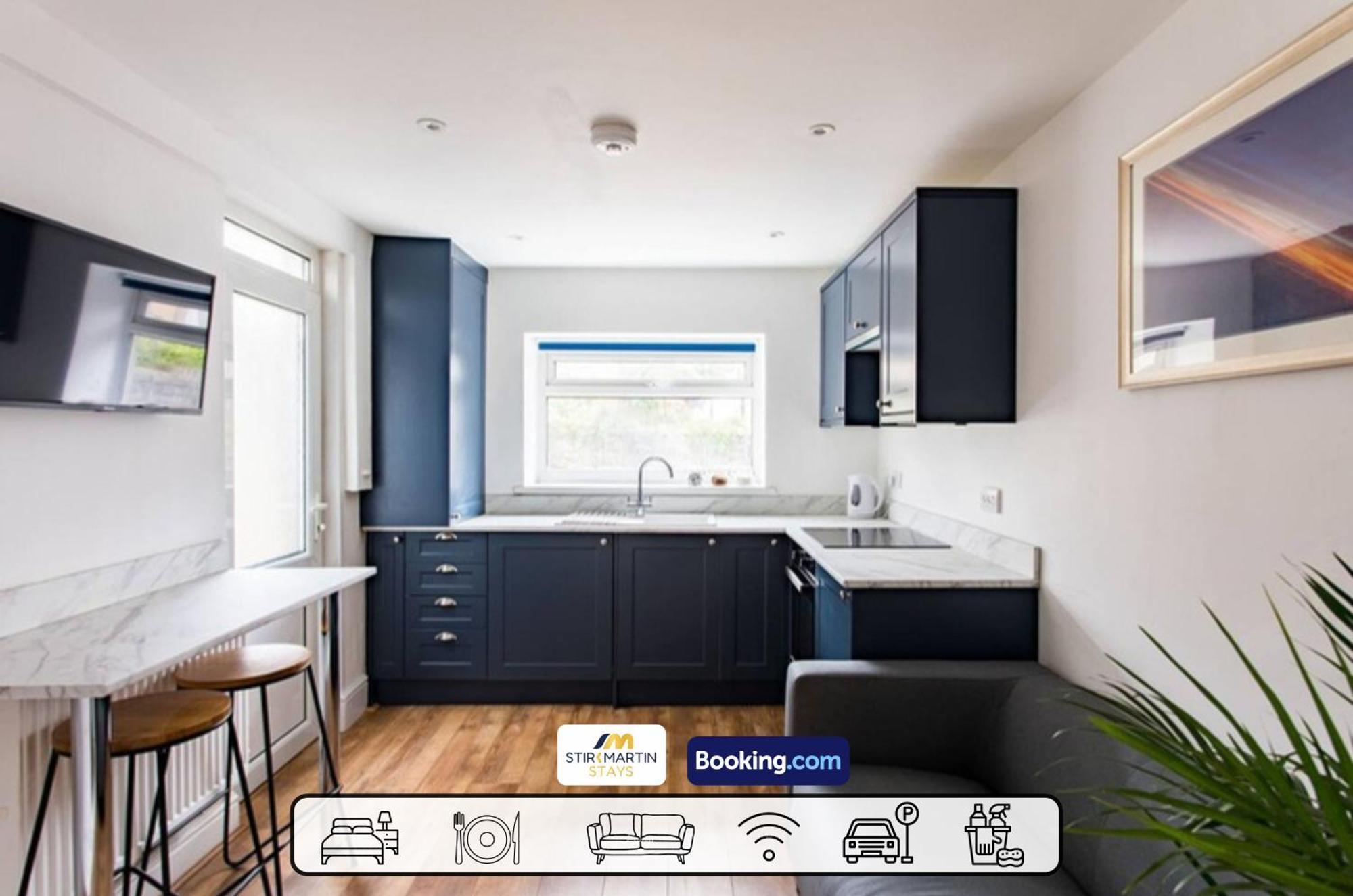 2 Bed Apartment By Stirkmartin Stays Short Lets & Serviced Accommodation Cardiff With Free Parking & 7Mins To City Centre Buitenkant foto