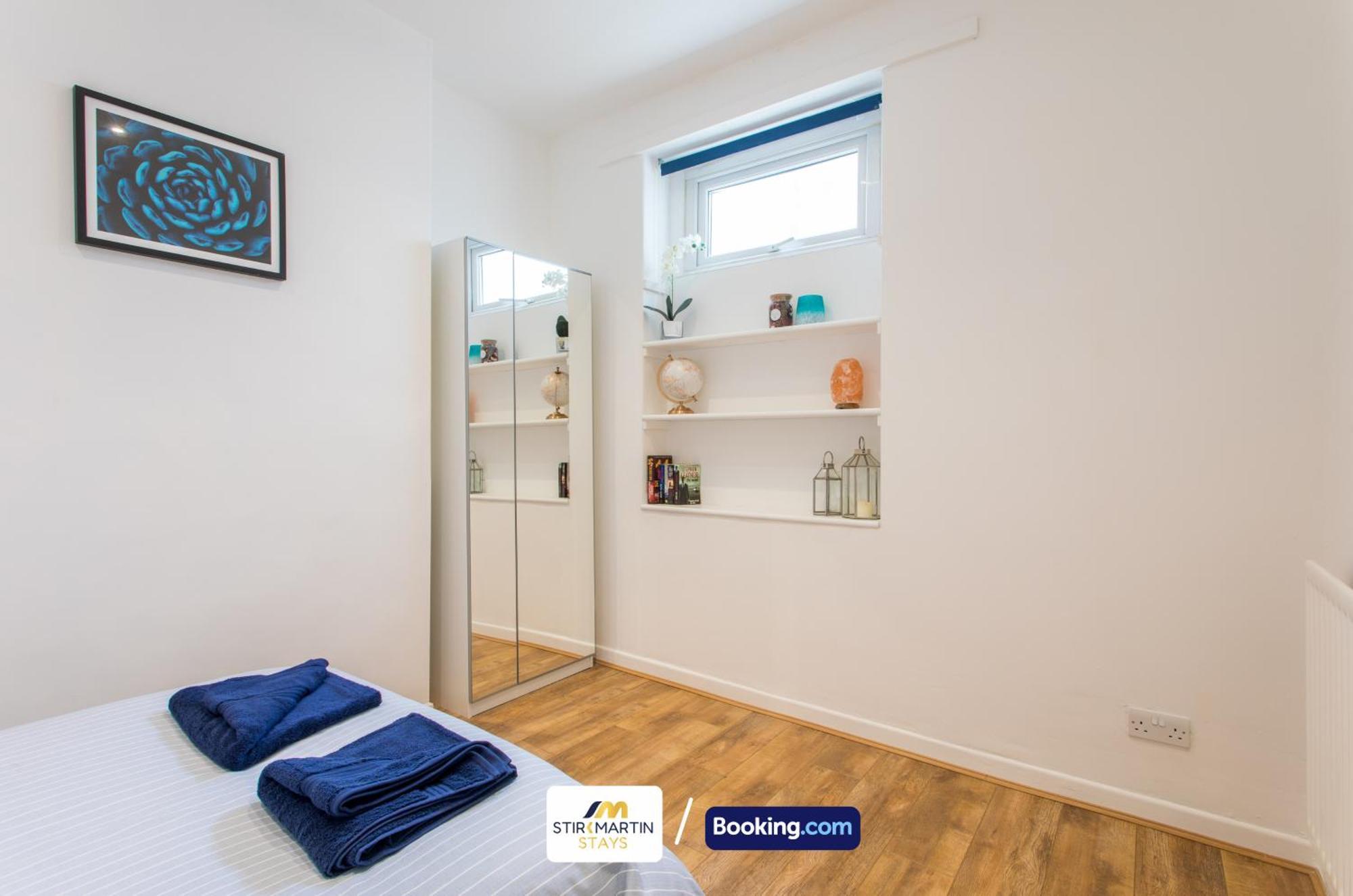 2 Bed Apartment By Stirkmartin Stays Short Lets & Serviced Accommodation Cardiff With Free Parking & 7Mins To City Centre Buitenkant foto