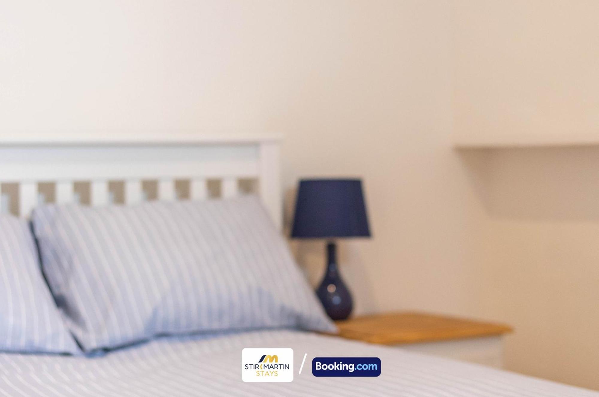 2 Bed Apartment By Stirkmartin Stays Short Lets & Serviced Accommodation Cardiff With Free Parking & 7Mins To City Centre Buitenkant foto